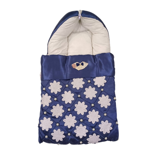 CN5005 New Born Baby Welcome Velvet Carry Nest