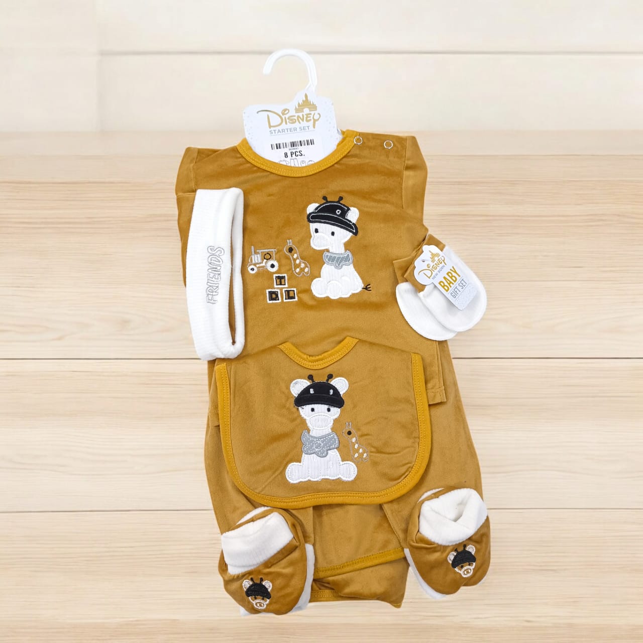 CNW301 Newborn Winter Velvet Starter Set 8 Pcs