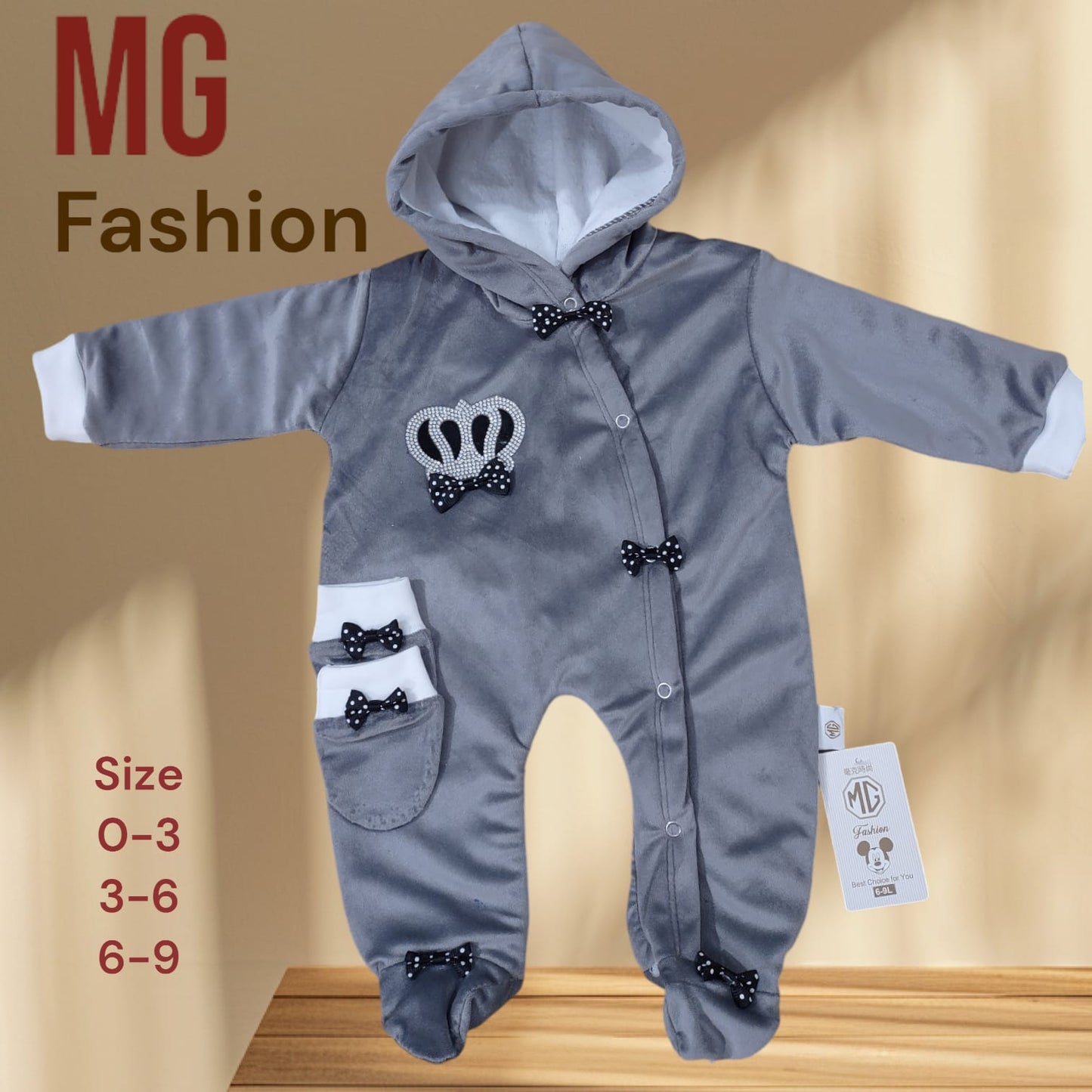 CN815 Winter Velvet Prince Princess Hooded Romper with  Mittens