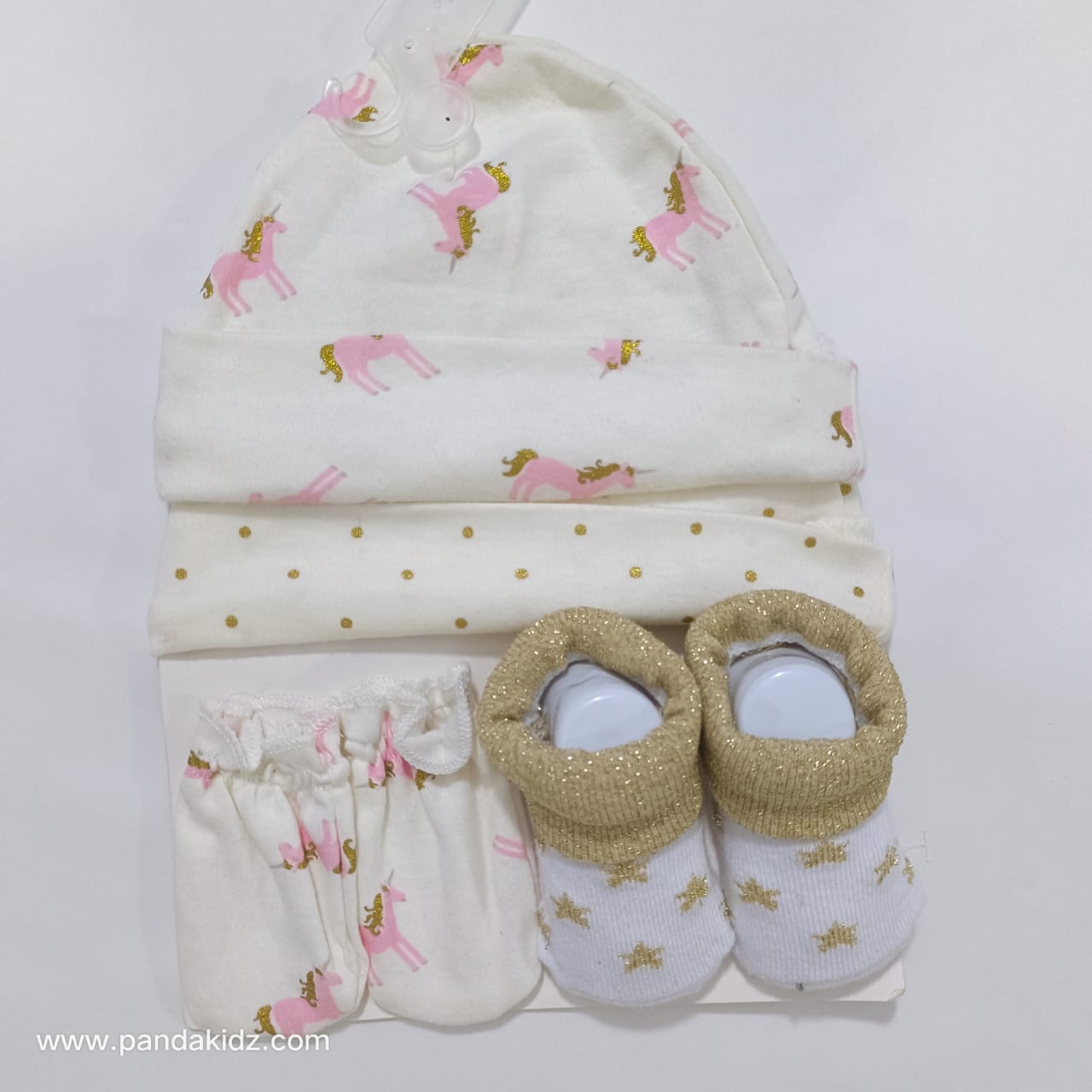 AC085 Baby Cap, Booties & Mittens Set